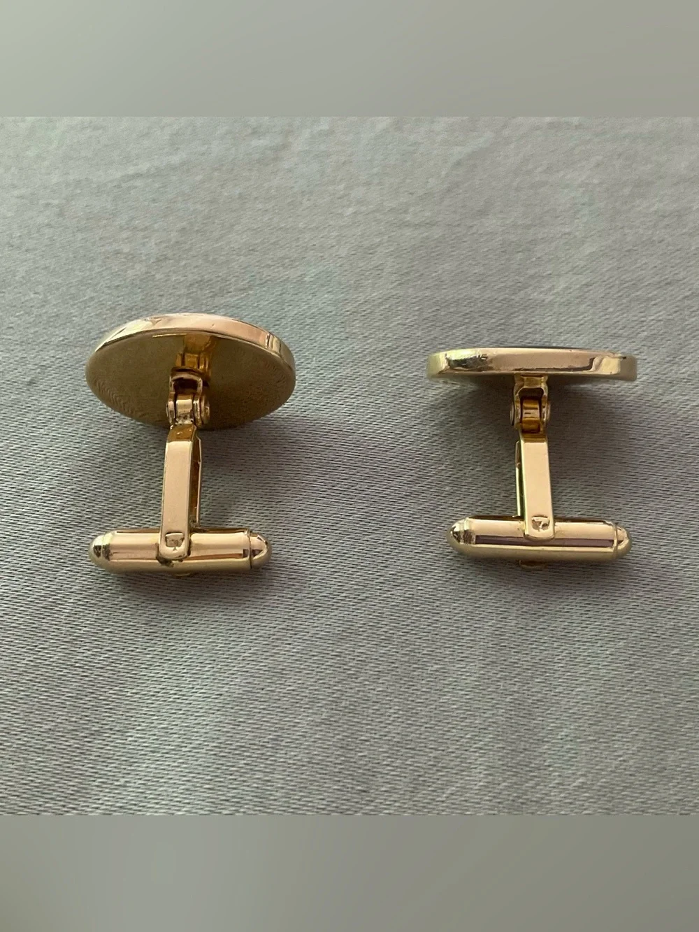 Vintage Gold Plated Black Oval Cufflinks - Men's Classic Formal Accessory